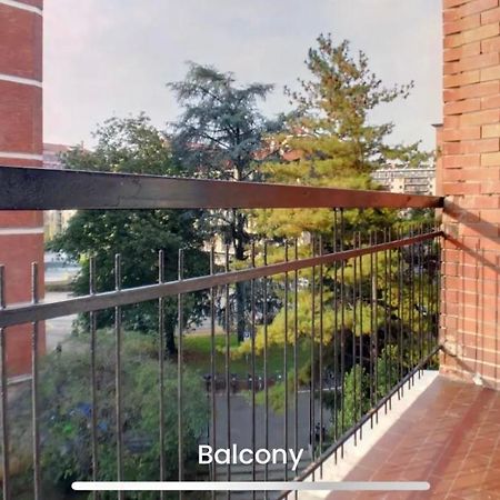 Metro Famagosta - Luminoso Appartamento Con Balcone Free Wifi & Parking Mailand Exterior foto